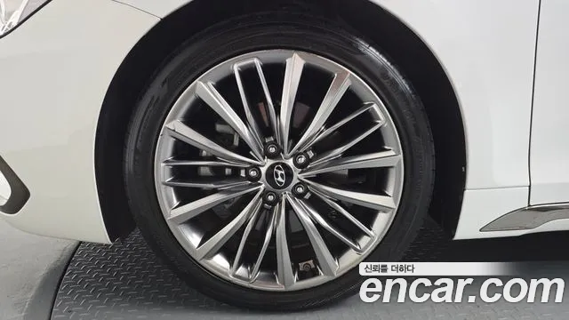 Hyundai Grandeur 2019 thumb 4