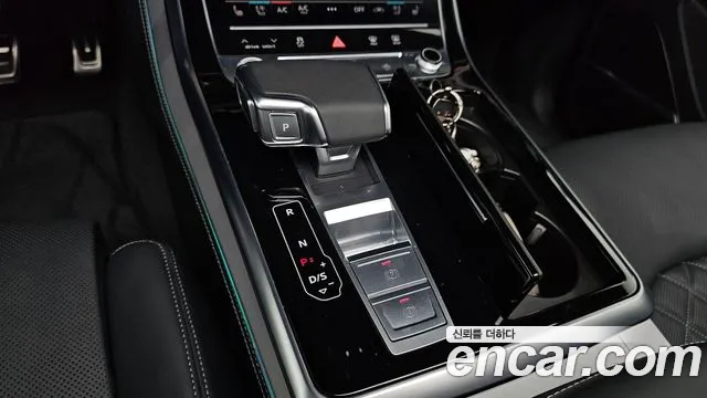 Audi Q7 2025 thumb 9