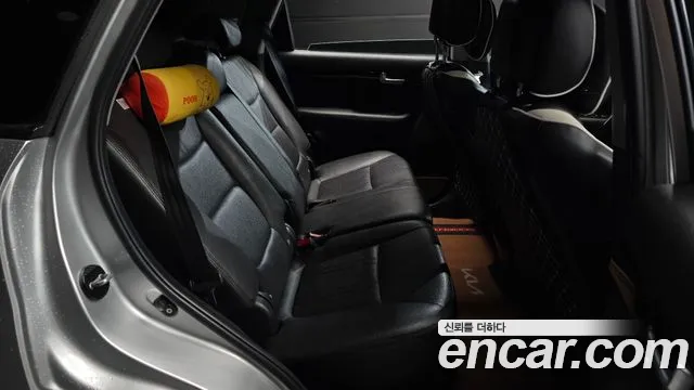 Kia Sorento 2012 thumb 11