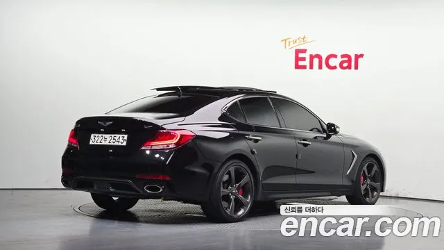 Genesis G70 2020 thumb 2