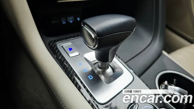 Genesis G70 2020 thumb 9