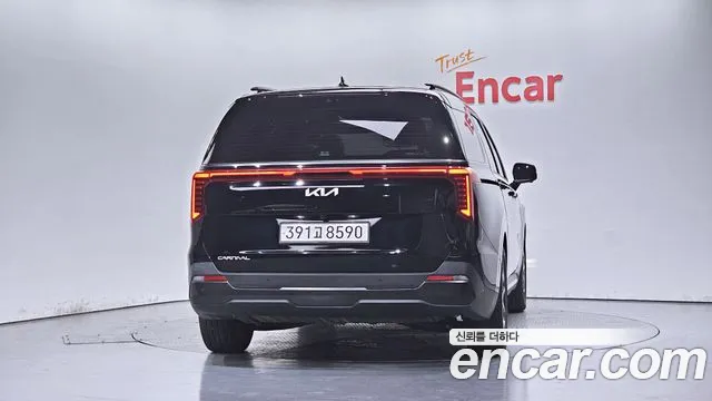 Kia Carnival 2024 thumb 3
