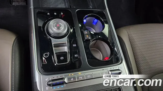 Kia Carnival 2024 thumb 8