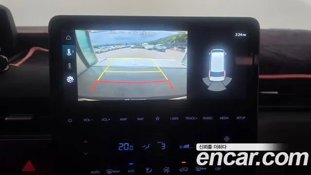 Hyundai Staria 2023 thumb 9