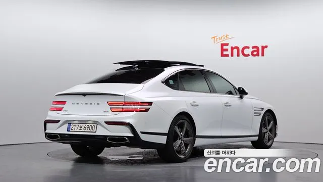 Genesis G80 2024 thumb 2