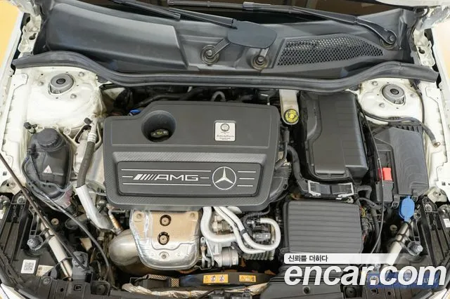 Mercedes-Benz GLA 2018 thumb 6