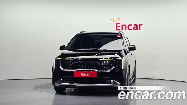 Kia Carnival 2024 thumb 3