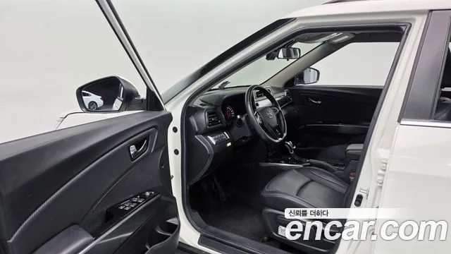 KG_Mobility_Ssangyong TIBOLI 2022 thumb 10