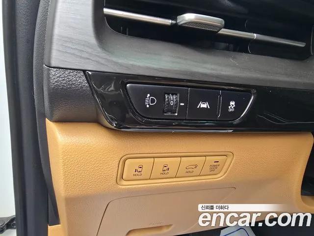 Kia Carnival 2021 thumb 8