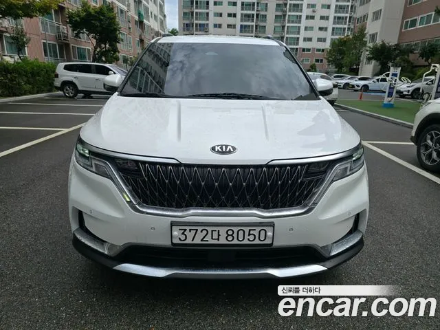 Kia Carnival 2021 thumb 11