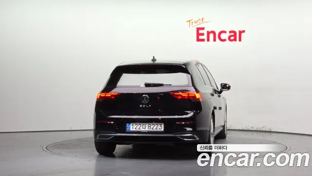 Volkswagen Golf Sportsvan 2022 thumb 4