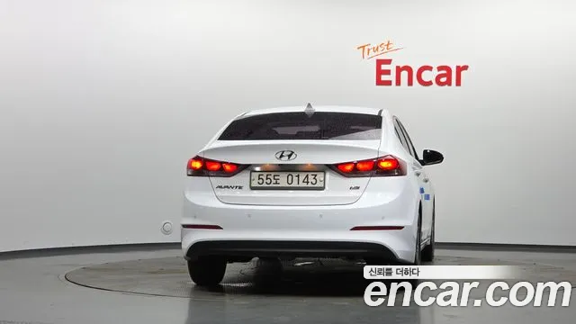 Hyundai Avante 2016 thumb 4