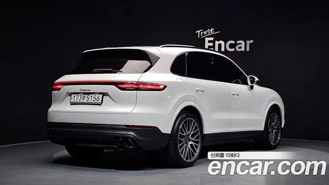 Porsche Cayenne 2020 thumb 2