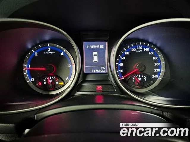 Hyundai Santa Fe 2014 thumb 6