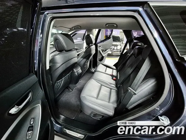 Hyundai Santa Fe 2014 thumb 9