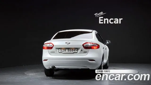 Renault-KoreaSamsung Fluence 2014 thumb 3