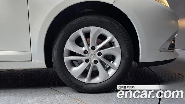 Renault-KoreaSamsung Fluence 2014 thumb 4