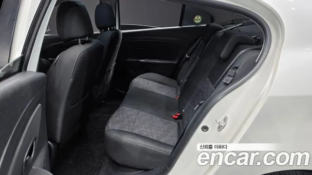 Renault-KoreaSamsung Fluence 2014 thumb 11