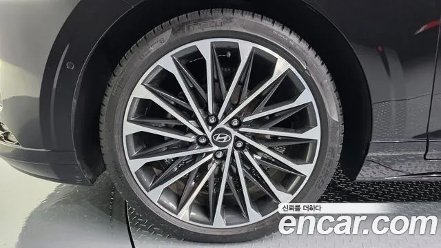 Hyundai Grandeur 2023 thumb 4