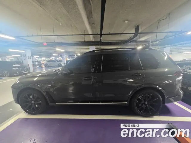 BMW X7 2025 thumb 2
