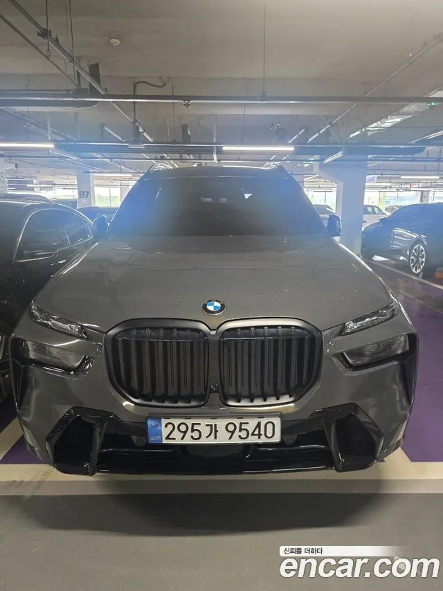 BMW X7 2025 thumb 12