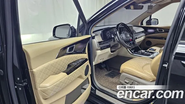 Kia Carnival 2021 thumb 9