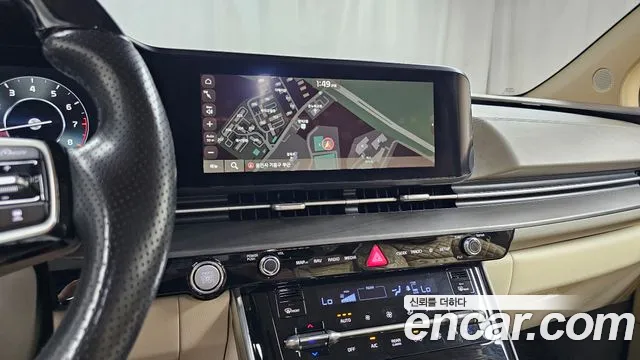 Kia Carnival 2021 thumb 11