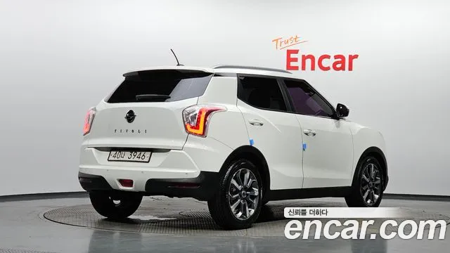 KG_Mobility_Ssangyong TIBOLI 2015 thumb 2