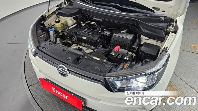 KG_Mobility_Ssangyong TIBOLI 2015 thumb 6