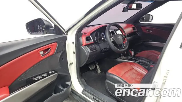 KG_Mobility_Ssangyong TIBOLI 2015 thumb 10