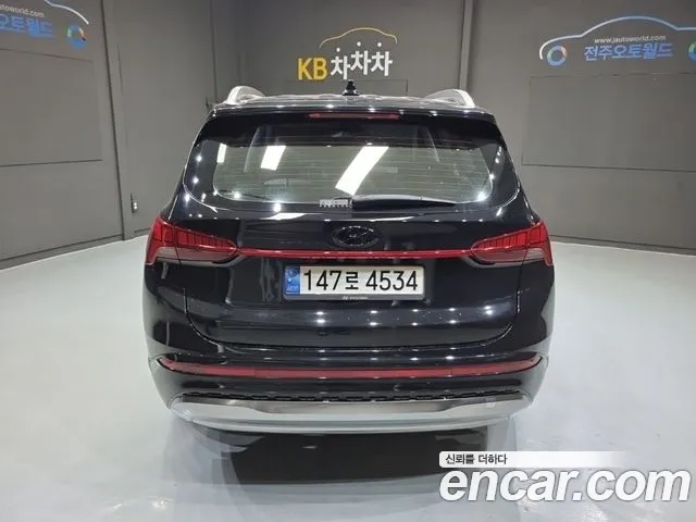 Hyundai Santa Fe 2021 thumb 4