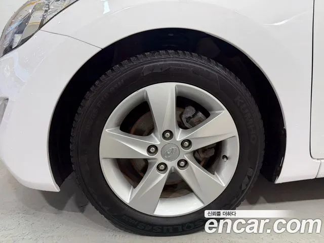 Hyundai Avante 2012 thumb 7