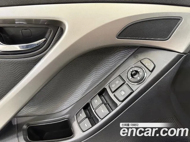 Hyundai Avante 2012 thumb 10