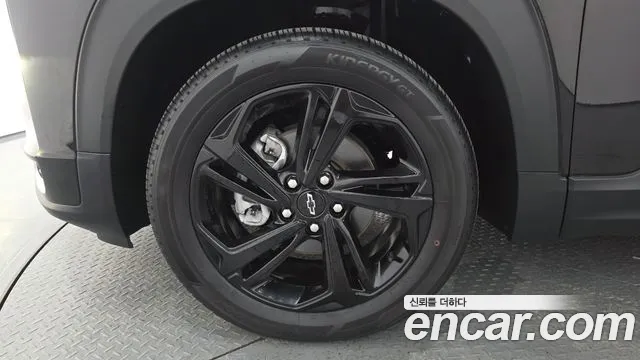 ChevroletGMDaewoo TrailBlazer 2021 thumb 5