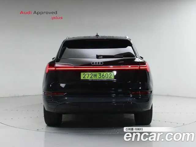 Audi Q8 e-tron 2024 thumb 4