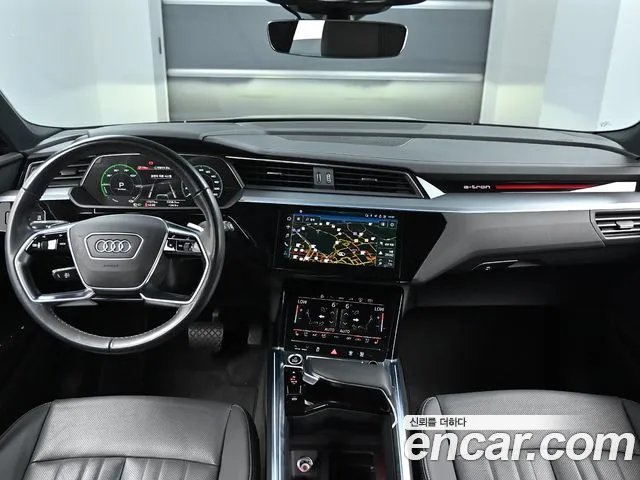 Audi Q8 e-tron 2024 thumb 7