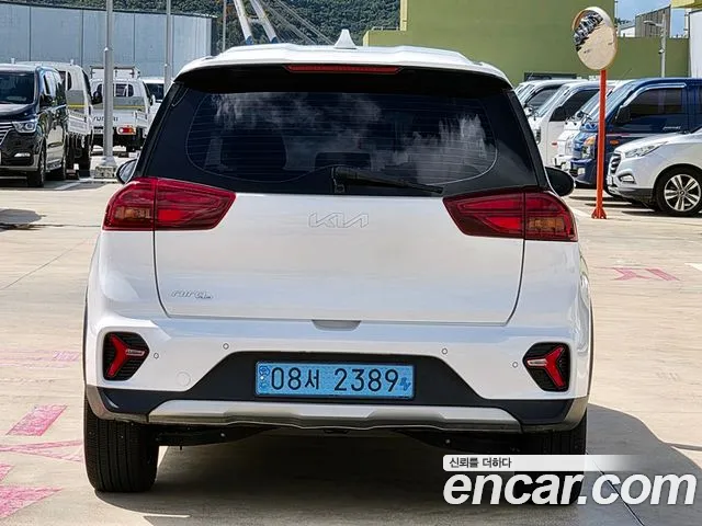 Kia Niro 2023 thumb 5