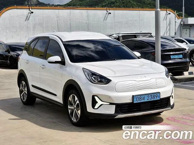 Kia Niro 2023 thumb 11