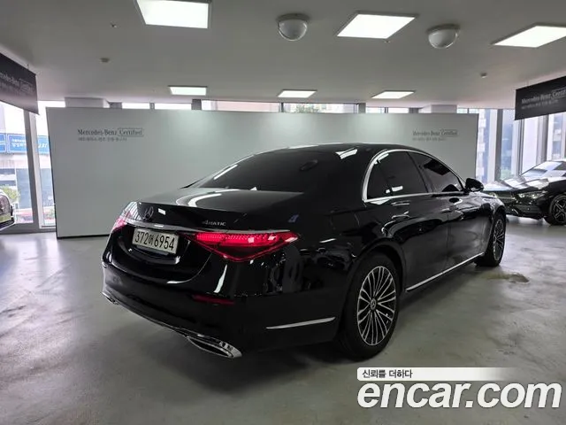 Mercedes-Benz S-Класс 2024 thumb 2