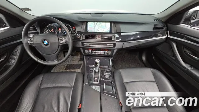 BMW 5-Series 2013 thumb 7