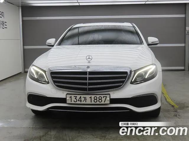Mercedes-Benz E-Класс 2019 thumb 2