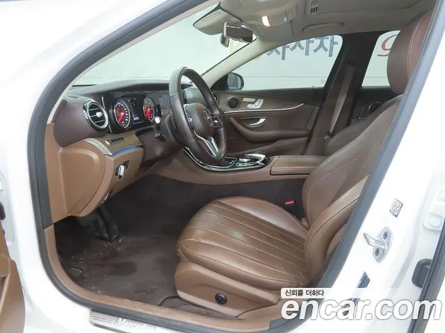Mercedes-Benz E-Класс 2019 thumb 5