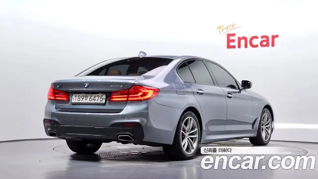 BMW 5-Series 2017 thumb 2