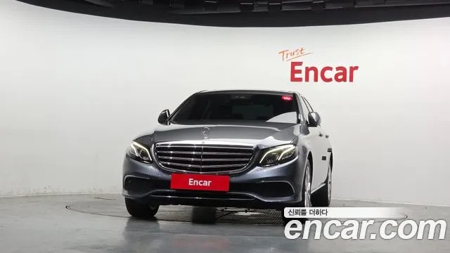 Mercedes-Benz E-Класс 2018 thumb 3