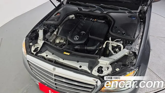 Mercedes-Benz E-Класс 2018 thumb 6