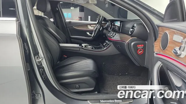 Mercedes-Benz E-Класс 2018 thumb 11