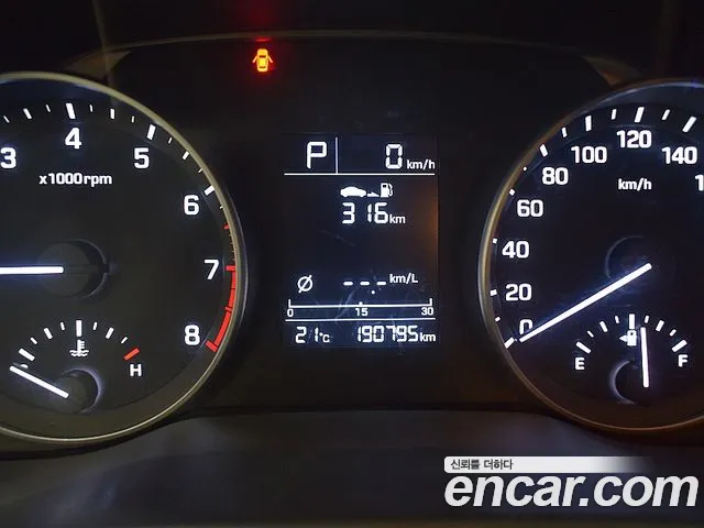 Hyundai Avante 2016 thumb 8