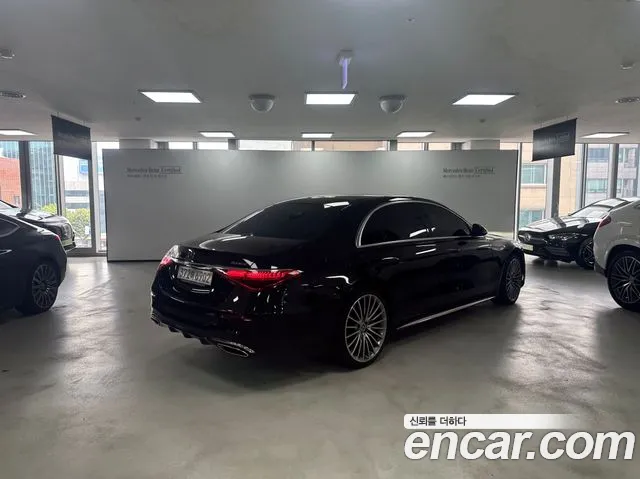 Mercedes-Benz S-Класс 2025 thumb 2