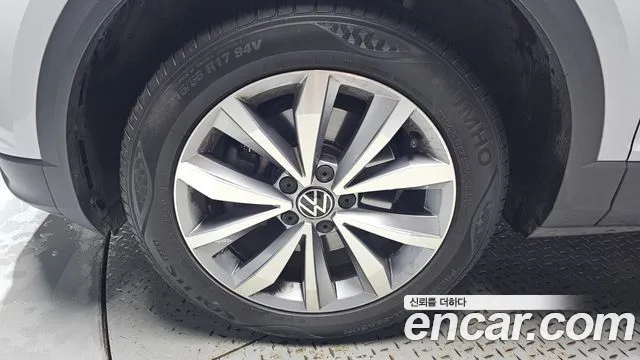 Volkswagen T-Roc 2021 thumb 5