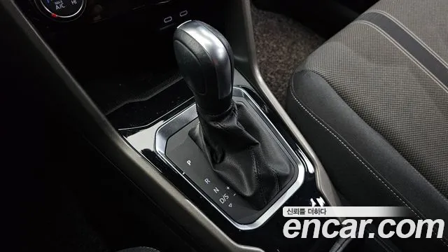 Volkswagen T-Roc 2021 thumb 9